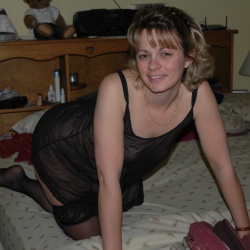 20231007-20160723-amator-MILF-szexkepek-Dalma70 (37).jpg