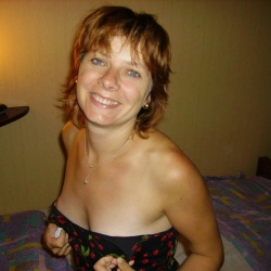 20241117-Amatőr-szexképek-Miranda-1 (32).jpg