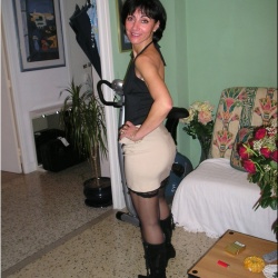 20130210-milf-feleseg-szexfotok-127..jpg