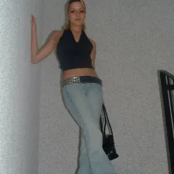 20260412-Amatőr szexképek-Abigel (17).webp