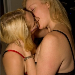 140923-milf-pornó-137.jpg